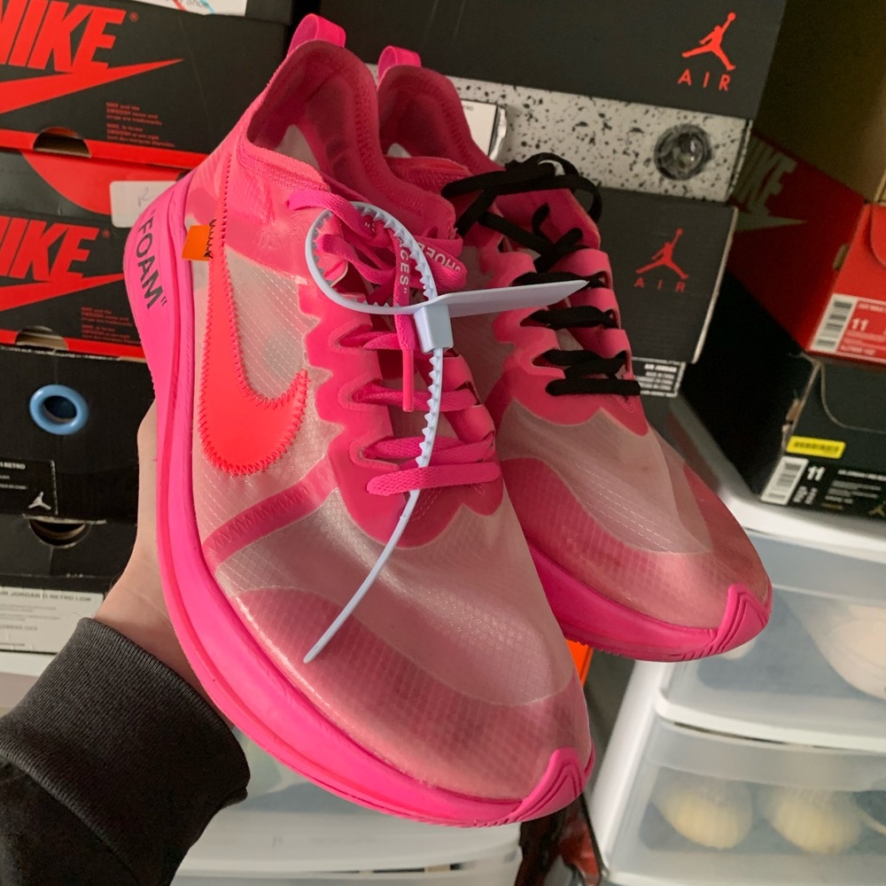 Nike x off white zoom fly